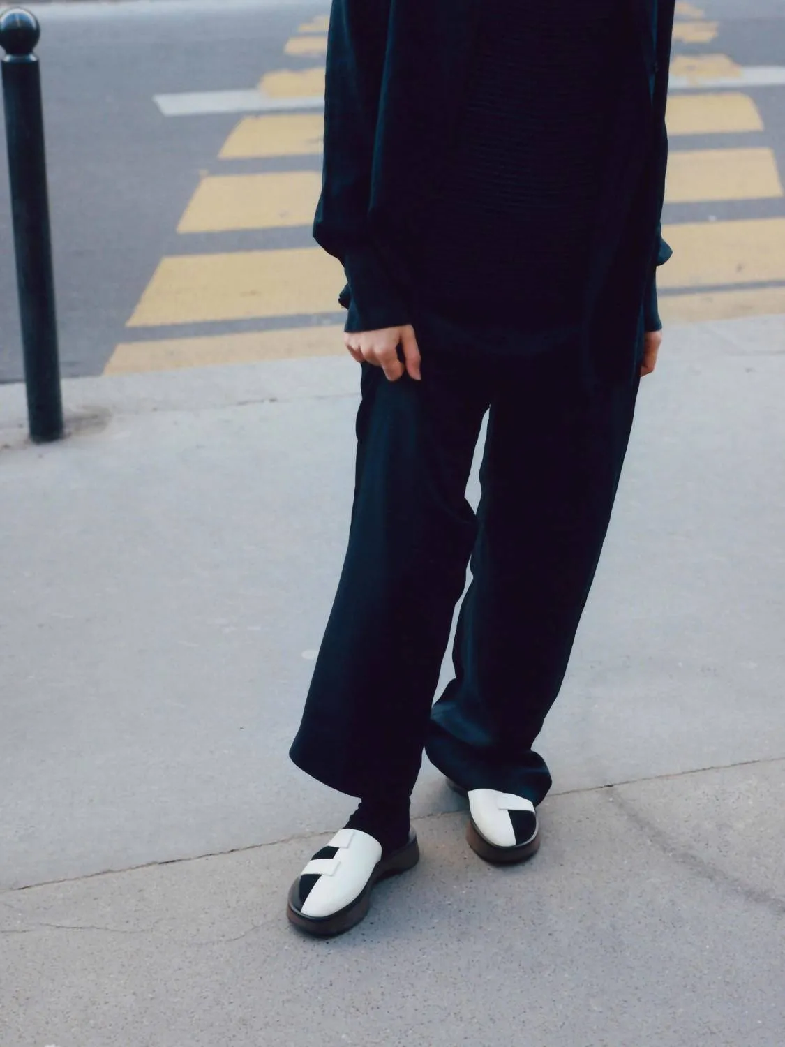 About Arianne - Women's Enzo Slide