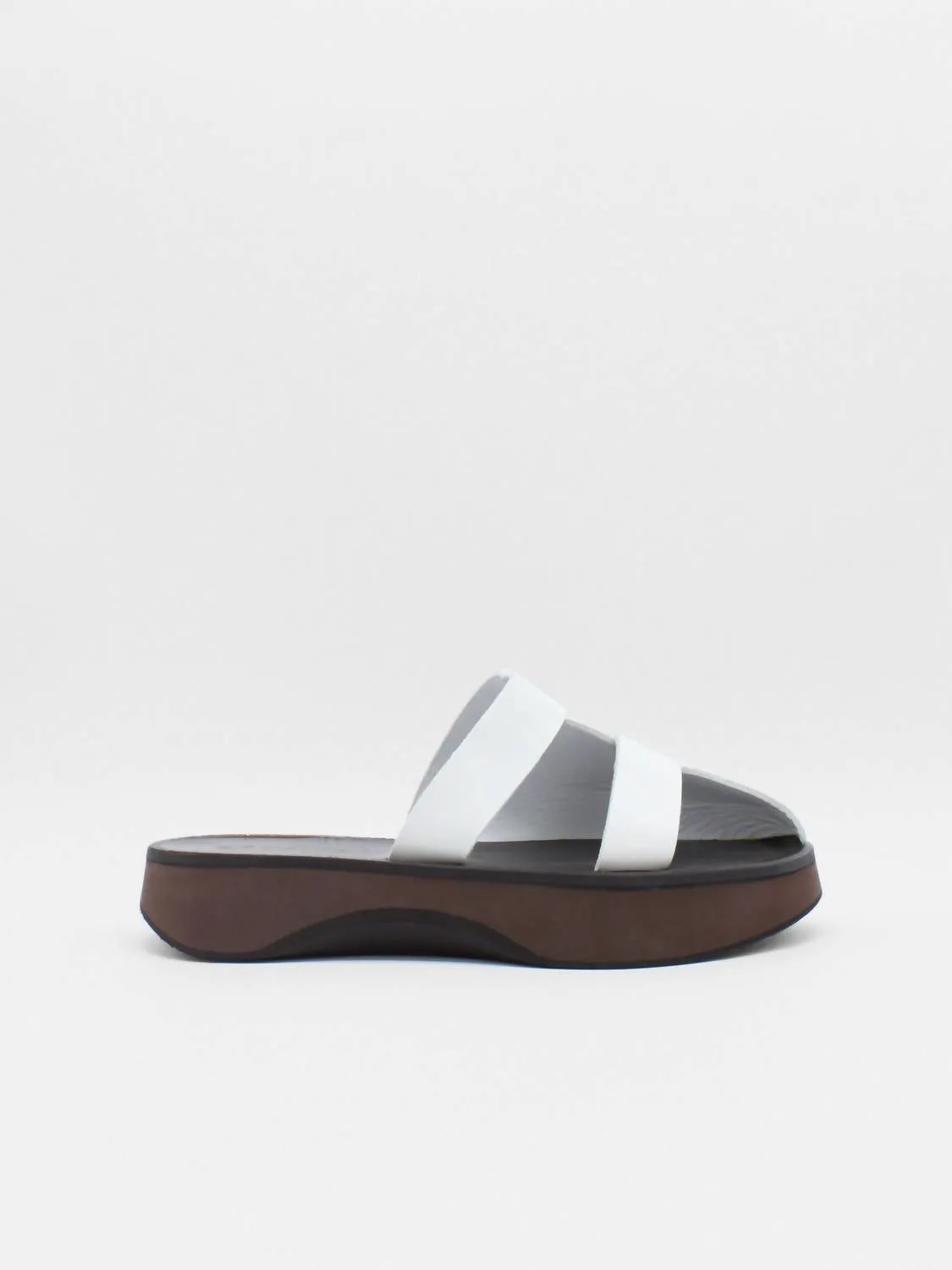 About Arianne - Women's Enzo Slide