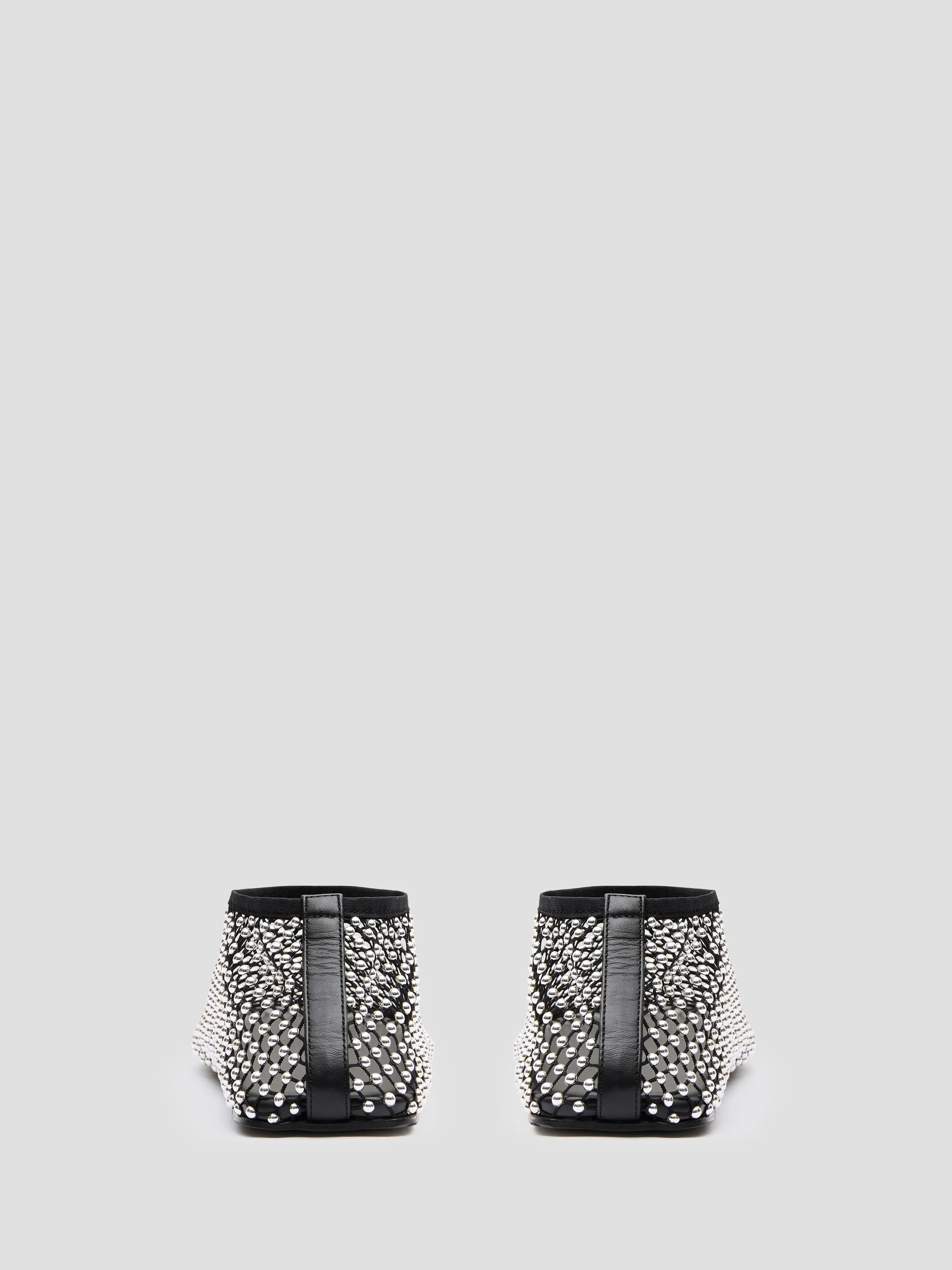 Minette Stud Flat